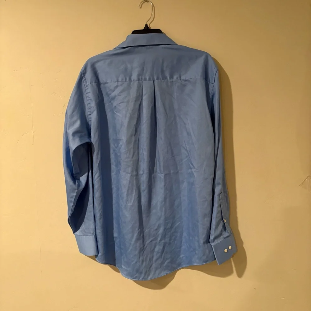 Geoffrey Beene Sateen Button Up Shirt | Size: Large